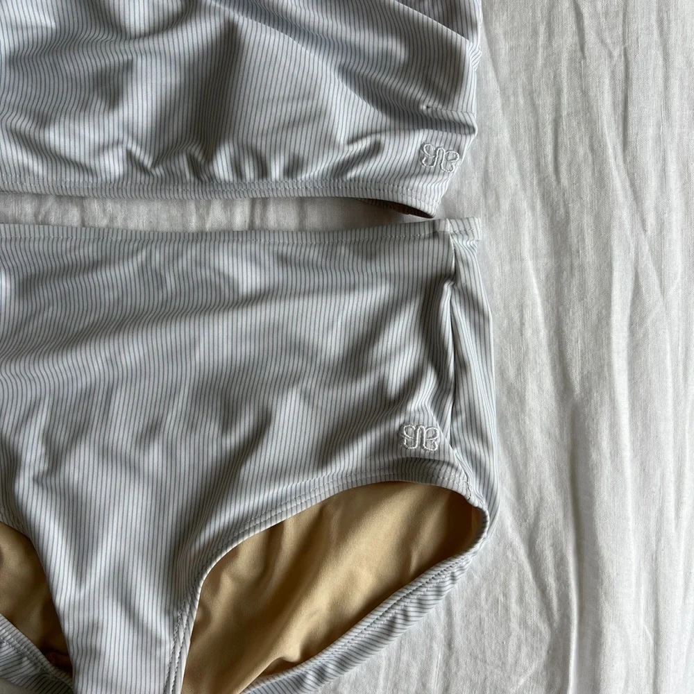 Albion White Ribbed Ruffle-Strap Bikini Set - Picture 4 of 7